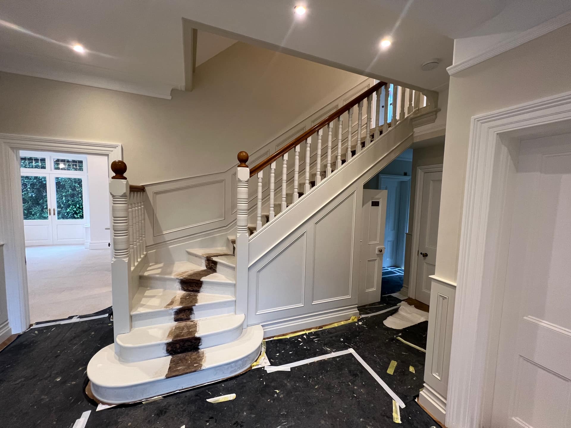 Finished commercial decorating works